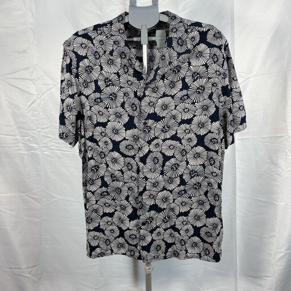 Express Mens Short Sleeve Button Shirt XL Blue White Floral Rayon Casual 0068